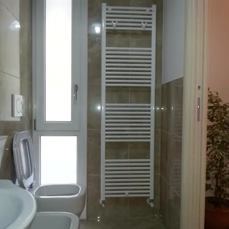 克尔缇切拉24号住宿加早餐旅馆 博洛尼亚