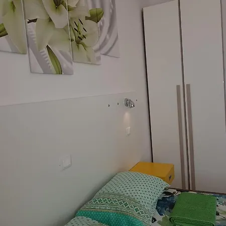 克尔缇切拉24号住宿加早餐旅馆 3*