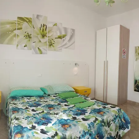 Corticella 24 לינה וארוחת בוקר