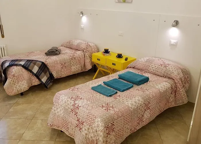 Corticella 24 לינה וארוחת בוקר